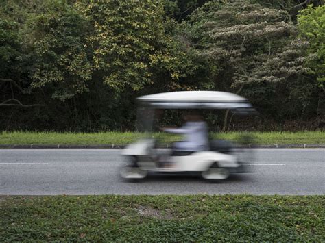 The Fastest Golf Cart Broke a Guinness World Record Going Over 100 MPH