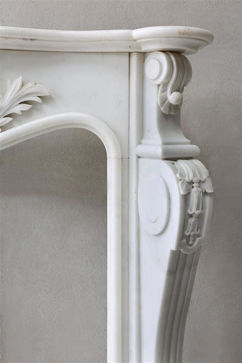 Carrara Marble Fireplace in the Style of Louis XV from the 20th Century ...