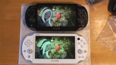 PlayStation Vita 2000 LCD Vs OLED - YouTube