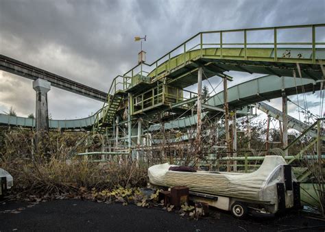 nara dreamland - Google Search | Abandoned places, Abandoned amusement ...