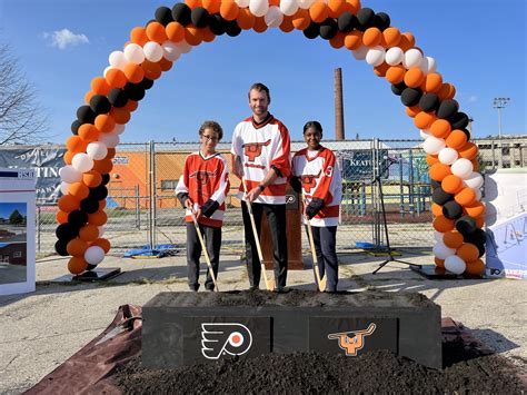 Flyers’ Sean Couturier Helps Break Ground for Snider Hockey's New Rink