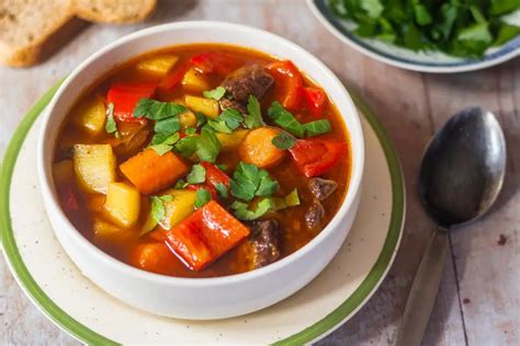 Goulash soup ('Gulaschsuppe') - My German Table