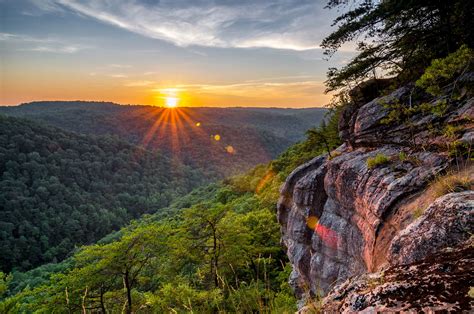 Our Guide to Kentucky National Parks, Historic Parks, and National Trails