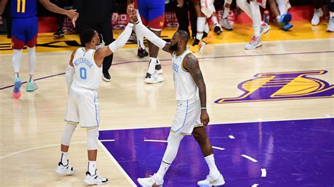 First Win for Lakers Paved by Resiliency | NBA.com