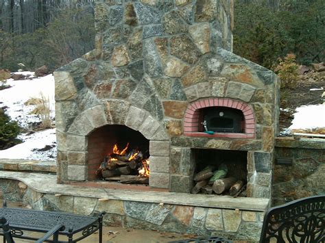 Outdoor Pizza Oven | Outdoor Kitchen Building and Design