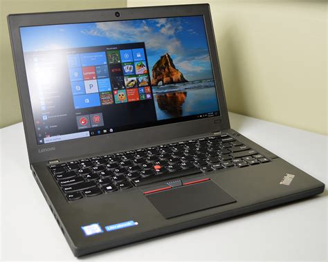 Lenovo ThinkPad X260 Review: Balanced for Business Travelers