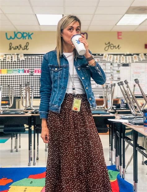 7 Spring Teacher Outfits You Will Love - Chaylor & Mads | Spring ...