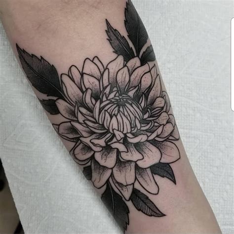 Dahlia tattoo done by @marissatattoos #dahlia #dahliatattoo #tattoo # ...