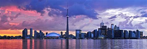 toronto-skyline-night-view - Eligible Magazine