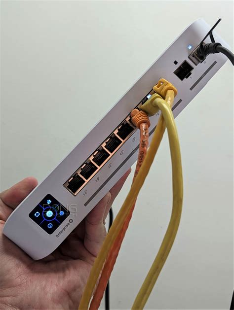 Enterprise 8 PoE Review: Ubiquiti's Solid User-friendly PoE Switch | Dong Knows Tech