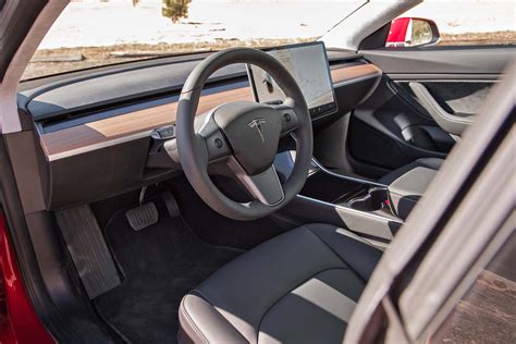 Tesla-Model-3-interior | Ridebuster.com