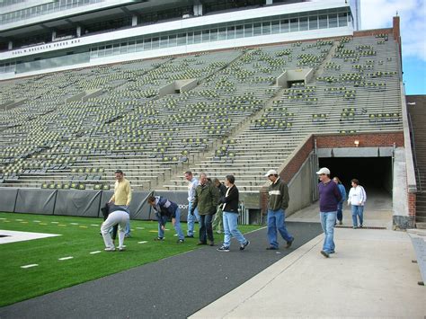 Kinnick Stadium – StadiumDB.com