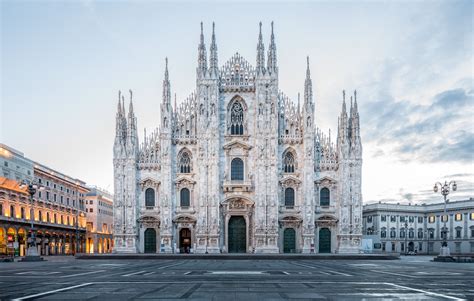 25 Must-See Architectural Landmarks in Milan | Milan cathedral ...