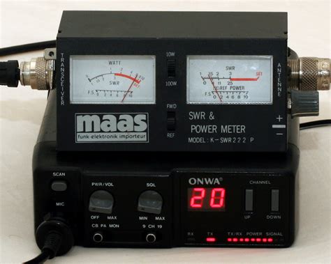 File:Onwa MK-2 CB radio with SWR meter.jpg - Wikimedia Commons