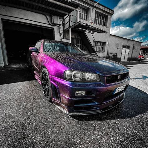 Nissan Skyline R34 Midnight Purple 3 - img-cahoots