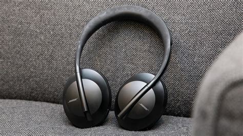 Bose QuietComfort 45 vs Bose 700: Which Bose ANC headphones are better ...