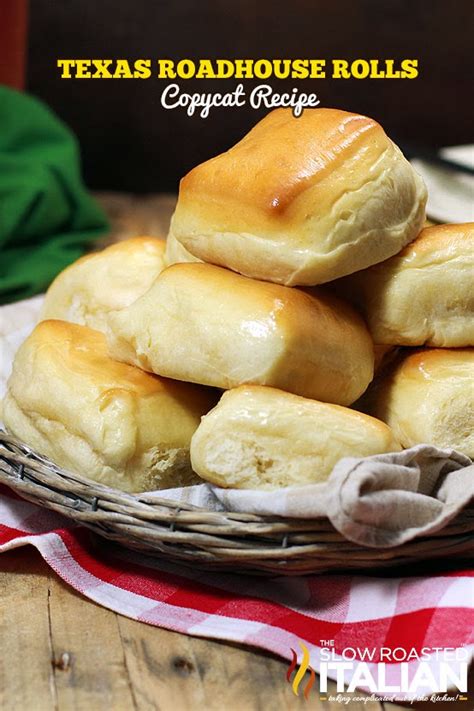 Copycat Texas Roadhouse Rolls | The Slow Roasted Italian | Bloglovin’