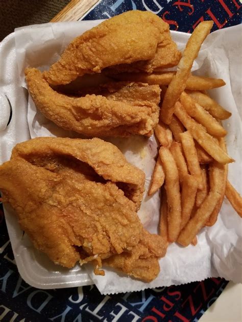 Sharks Fish & Chicken in Calumet City | Sharks Fish & Chicken 1250 Burnham Ave, Calumet City, IL ...