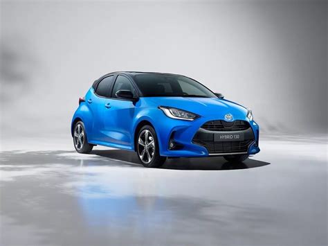 Toyota Yaris Hybrid 2024: ordini aperti, nuove funzionalità e prezzi