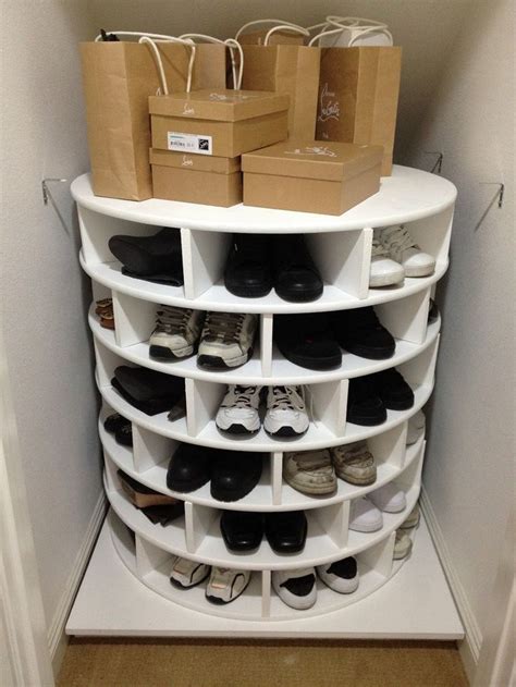 rangement-chaussures-rotatif-4 | Shoe storage, Diy lazy susan, Diy storage