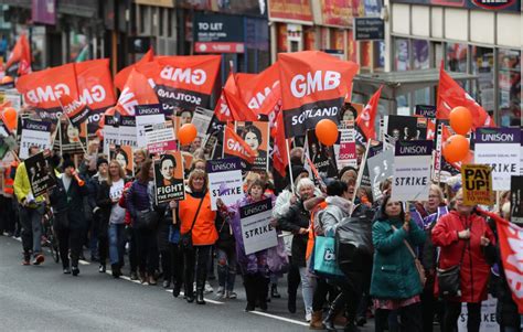 Glasgow strike: Disruption set to continue for second day