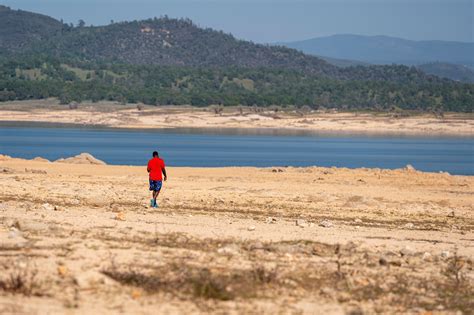 Is California in Drought? State's Reservoirs Are Half-Empty - Bloomberg