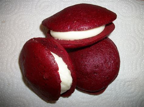 Fun-Sized Sarah: Red Velvet Gobs w/ Cream cheese Filling