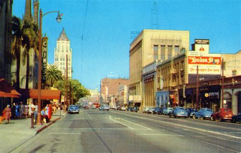 Earth In The Past: Photos That Show What Hollywood Looked Like During The 1950s And 1960s