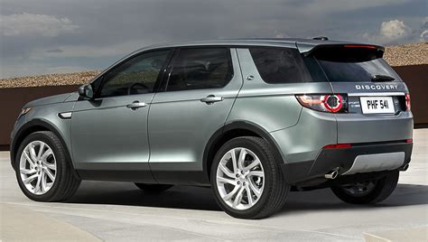 Land Rover Discovery Sport – 7-seat small SUV debuts Paul Tan - Image 268313