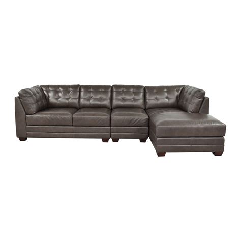 Bassett Furniture Tufted Sectional | 61% Off | Kaiyo