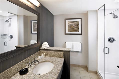 Courtyard by Marriott Indianapolis Downtown: 2019 Room Prices $118 ...