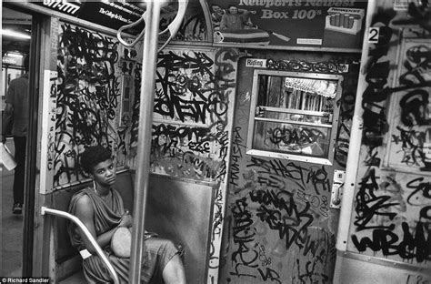 Gritty 1980s New York City through the lens of renowned photographer ...