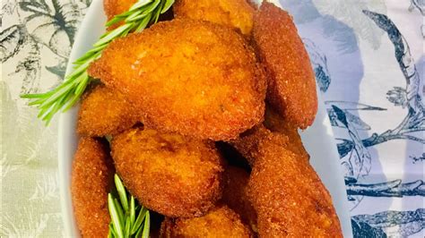 AKARA..Nigerian Akara Easy And Fast Method. - YouTube