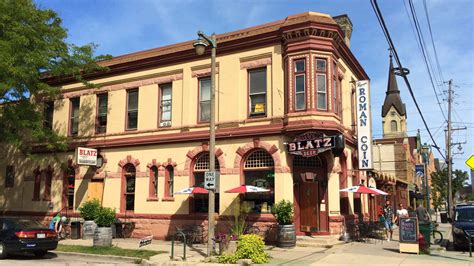 Milwaukee Beer Tour: Dive Bars Edition! | City Tours MKE