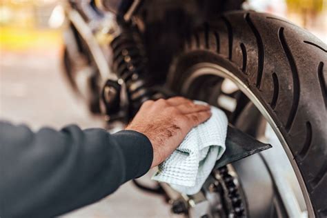 Basic motorcycle maintenance tips a owner must know and follow