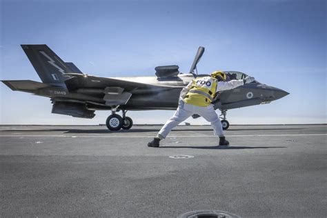 F-35B lands on HMS Prince of Wales for the first time - Naval Post- Naval News and Information