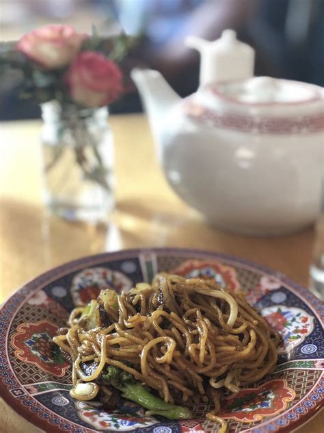 Empire Chinese Kitchen — Portland Restaurants — Maine.com