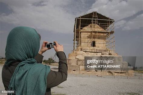 110 The Tomb Of Cyrus The Great Stock Photos, High-Res Pictures, and Images - Getty Images