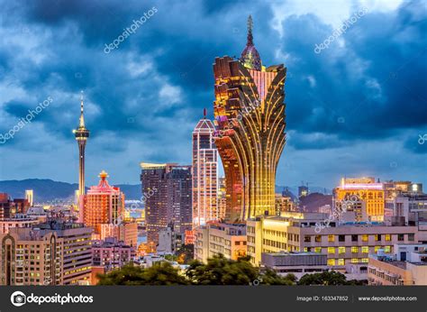 Macau, China Skyline – Stock Editorial Photo © sepavone #163347852