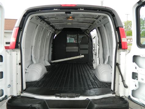 2005 Chevrolet Express Cargo - Interior Pictures - CarGurus