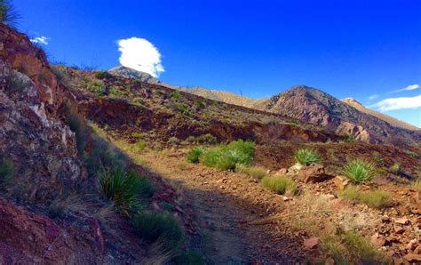 Hiking on the North Franklin Peak in El Paso – Day Trippin' Texas