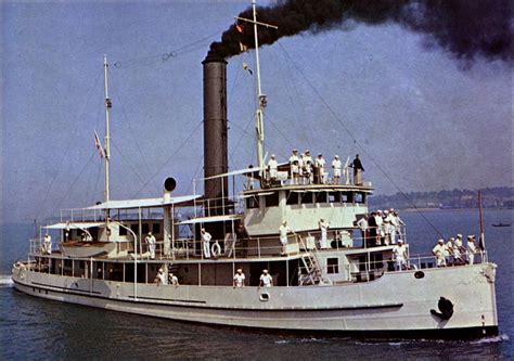 The U.S. Navy river gunboat USS Panay (PR-5) on 30 August 1928 [1280 × 720] : r/HistoryPorn