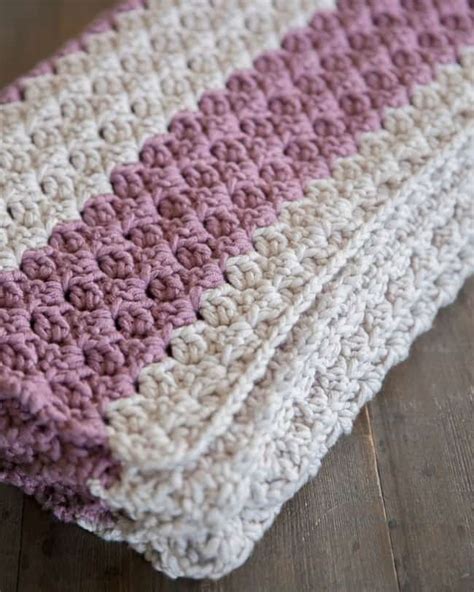 30 Free Blanket and Afghan Crochet Patterns