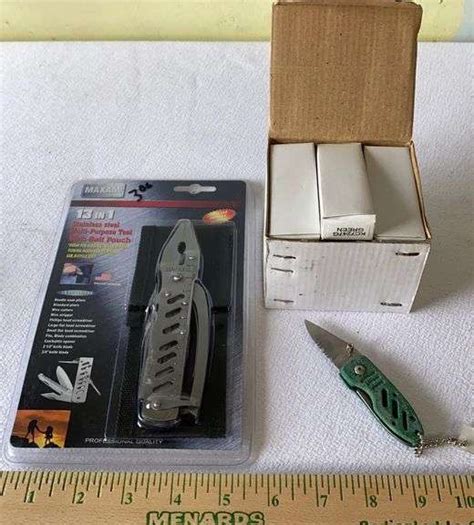 Maxam 13 in 1 Tool & 12 Knives - Sherwood Auctions