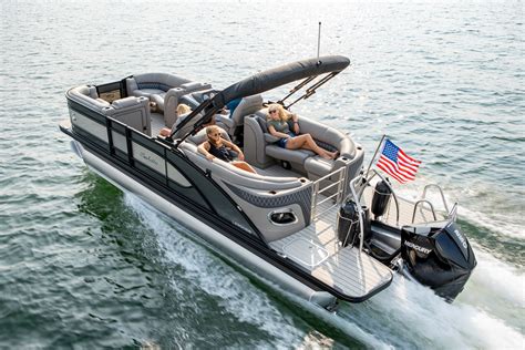 Types Of Pontoon Boats