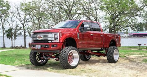 New truck, classic look. Got rid of the 20s and threw on some steel wheels with 35s. : r/FordDiesels