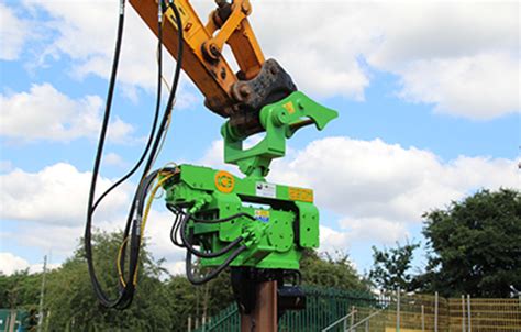 Side Grip Piling Hammer | Piling Equipment for Hire | Piletec