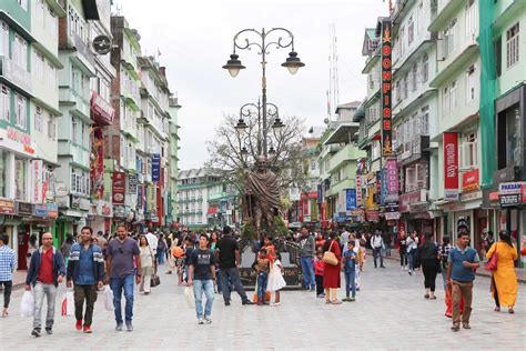 MG Road Gangtok | Shopping, Restaurants, Timings - Holidify