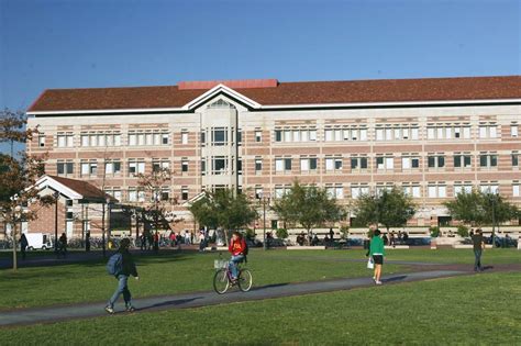 Visiting Campus over the Holiday Break? No problem! | Undergraduate Admission Blog | USC