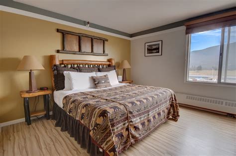 Astoria Hotel | Jasper National Park | Boutique Hotel